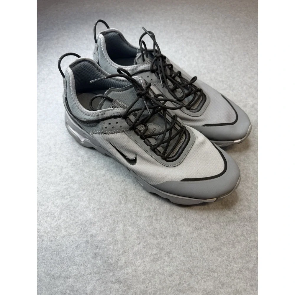 Nike React Live SE Stadium Gray Lifestyle  Shoes Sneakers DD6879 001 SIZE 11